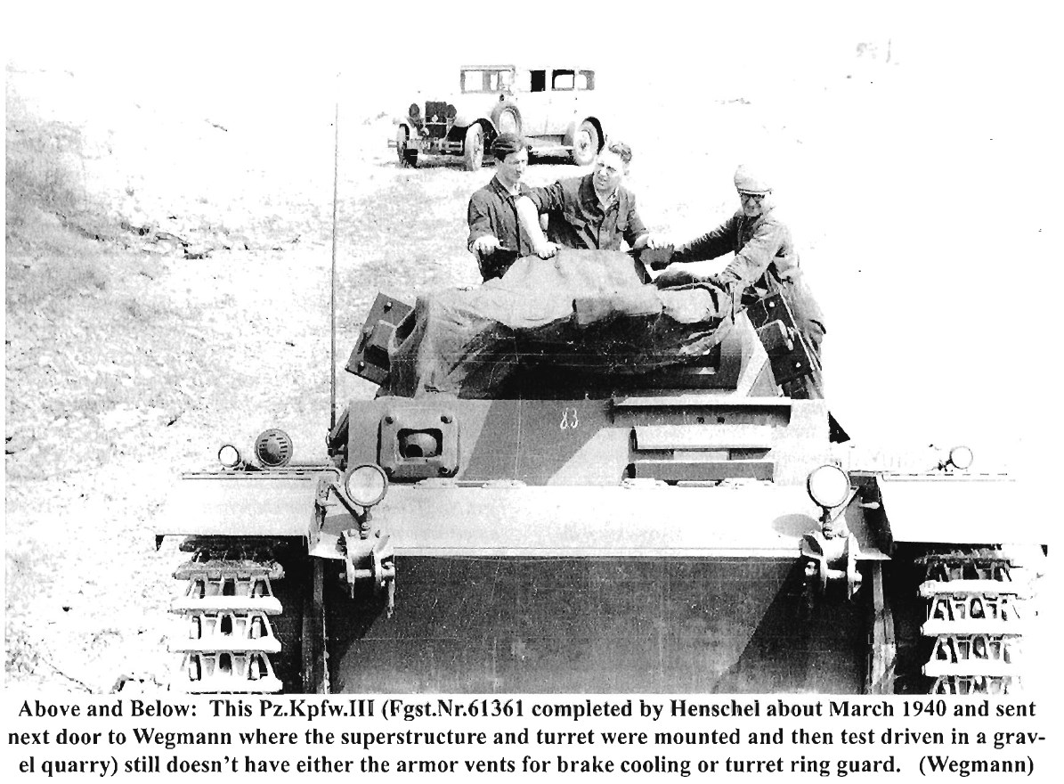 Pz.Kpfw. III Ausf.F 3.7cm (Fgst.Nr.61361) {001}{a}.jpg